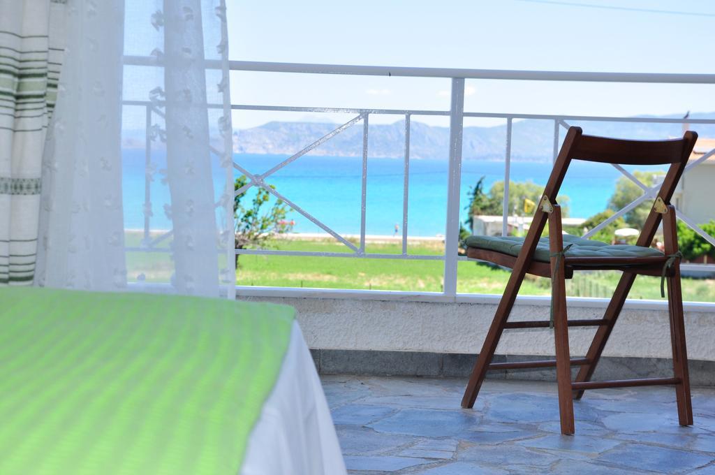 Phoenix Beachside Condos Kokkonion ภายนอก รูปภาพ