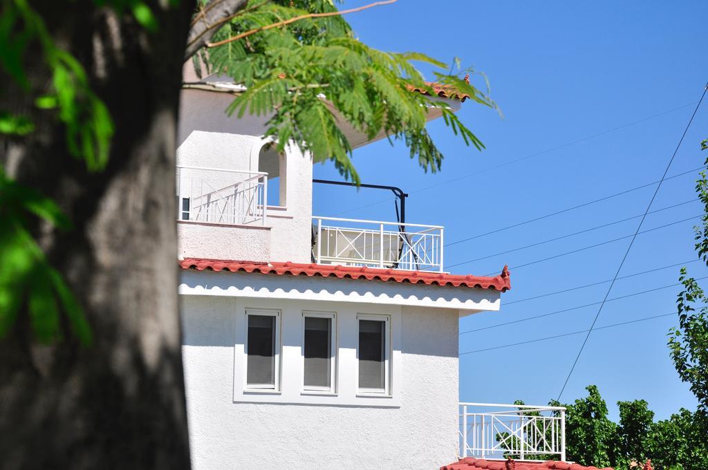 Phoenix Beachside Condos Kokkonion ภายนอก รูปภาพ